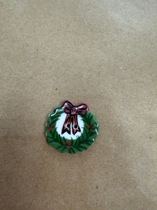 Wreath, hand painted porcelain button