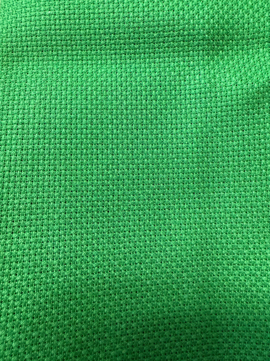 14 ct aida Christmas green-10.5x16”